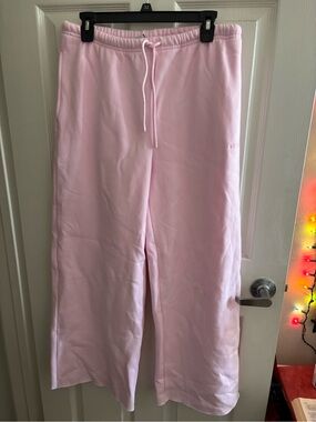 Aritzia Light Pink Wide-Leg Sweatpants